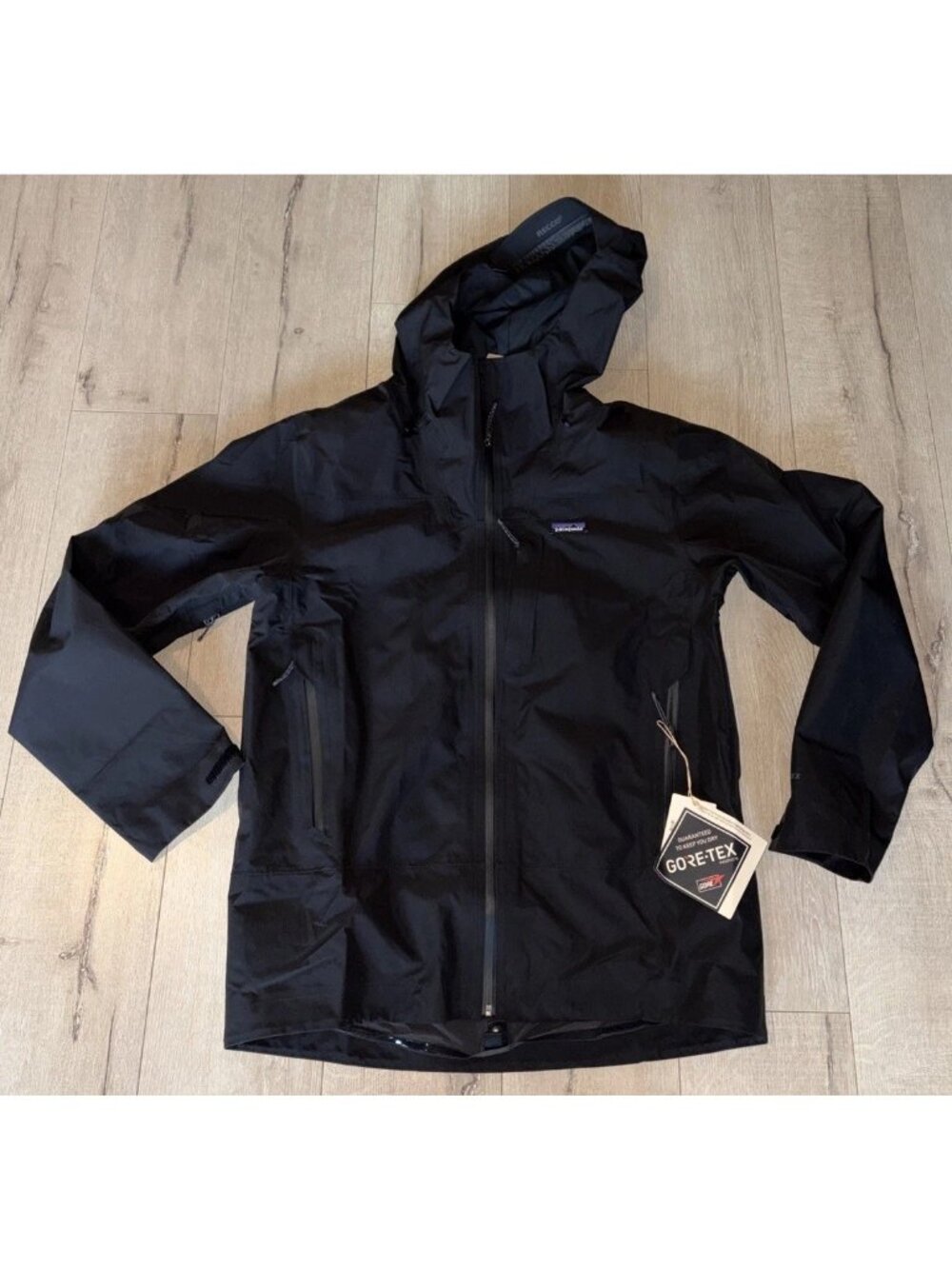 NEW Men’s Patagonia Insulated Storm Shift Jacket Size Large Black 31745 NWT